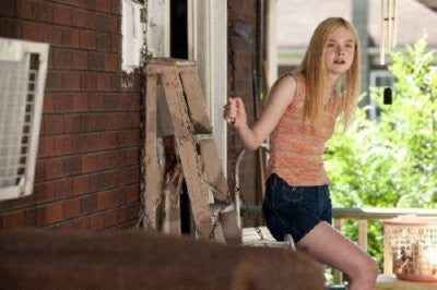 Elle Fanning poster 11x17 Super 8 The Poster Depot