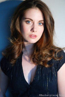 Alison Brie Metal Print 8in x 12in