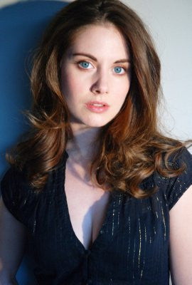 Alison Brie poster 11x17 The Poster Depot