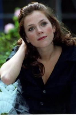 Anna Friel Poster 24inx36in The Poster Depot