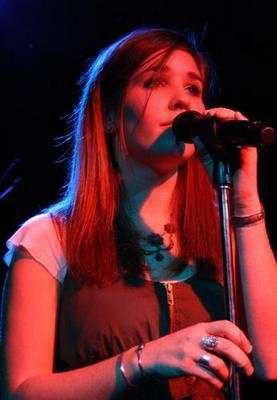 Chelsea Lee Poster Singing 27inx40in The Poster Depot