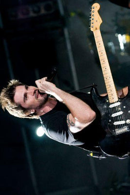 Juanes Metal Print 8in x 12in The Poster Depot