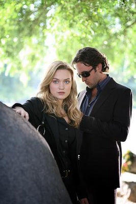 Alex O'Loughlin Sophia Myles Poster Moonlightcrime Scene On Sale United States