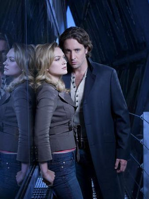 Alex O'Loughlin Sophia Myles Metal Print 8in x 12in