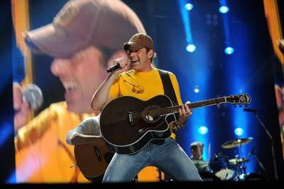 Rodney Atkins Singing On Stage Poster 11x17 poster The Poster Depot