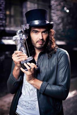 Russell Brand Vma Moon Man Poster 11x17 Mini Poster