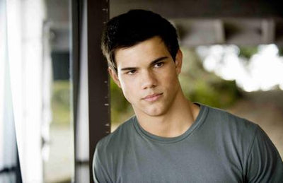 Taylor Lautner Poster 11x17