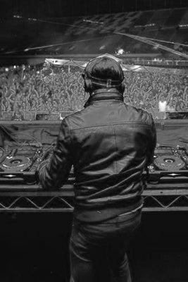 David Guetta Poster Black and White Poster 27"x40" The Poster Depot