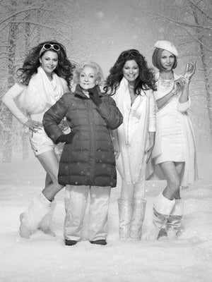 Hot In Cleveland poster tin Metal Print Wall Art