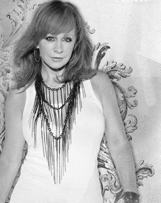 Reba Mcentire poster tin Metal Print Wall Art