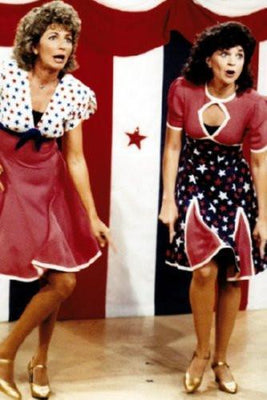 Laverne And Shirley Poster 16inx24in - Fame Collectibles

